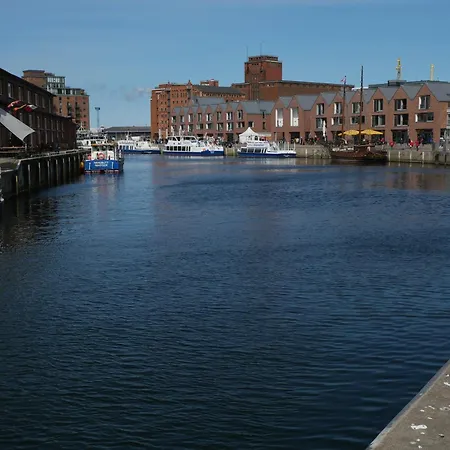 Dicht An Der Kueste Haus 