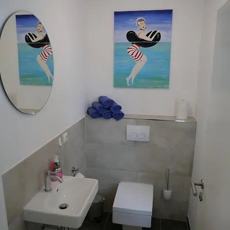 Dicht An Der Kueste Haus 